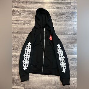 Chrome heart hoodie comes with bag
